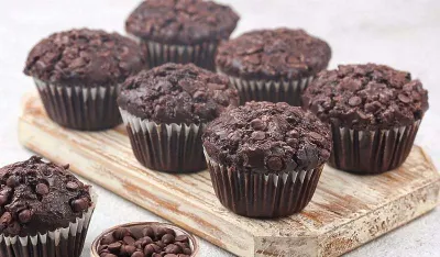  Najmek&scaron;i mafini sa bananom i čokoladom