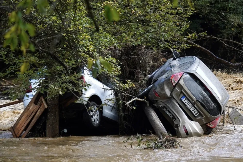 BiH: Potraga za nestalima u poplavama se nastavlja