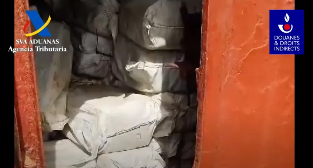 (VIDEO) Uhap&scaron;ena posada broda: &Scaron;evrcovali četiri tone kokaina