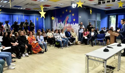 Zenović: Kritički, dijalogom i slobodnom mi&scaron;lju posmatrajte i Evropu i Crnu Goru