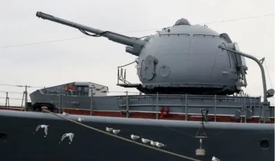 Pogođen motor broda "Aleksandar Obuhov"