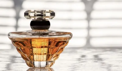 Kako da razlikujete kopiju od originalnog parfema?