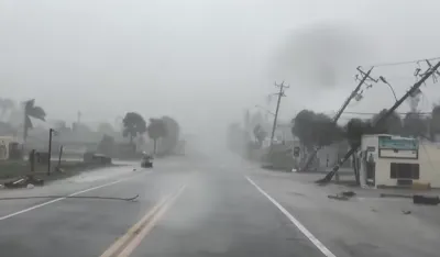 (VIDEO) Milioni na Floridi bez struje nakon uragana, stradalo najmanje 16 ljudi