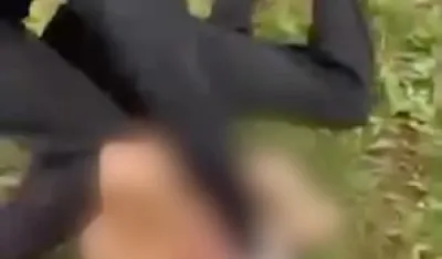 (VIDEO) Novi slučaj vr&scaron;njačkog nasilja u Podgorici: Učenika udaraju u glavu i tijelo, prisutni snimaju