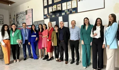 U &scaron;koli sa tri područna odјeljenja svega 65 đaka