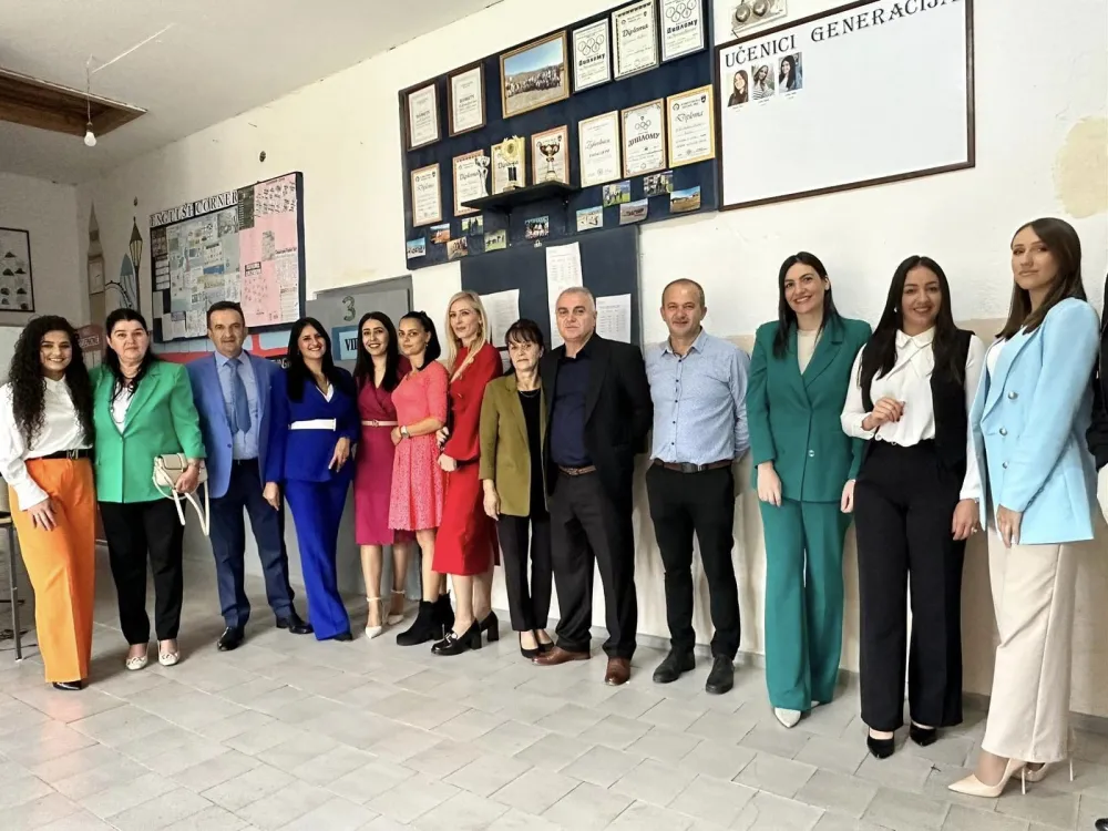 U &scaron;koli sa tri područna odјeljenja svega 65 đaka