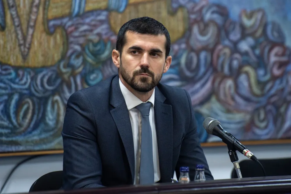 (VIDEO) Nenezić: Premijer i predstavnici Vlade da objave svoje popisne listiće