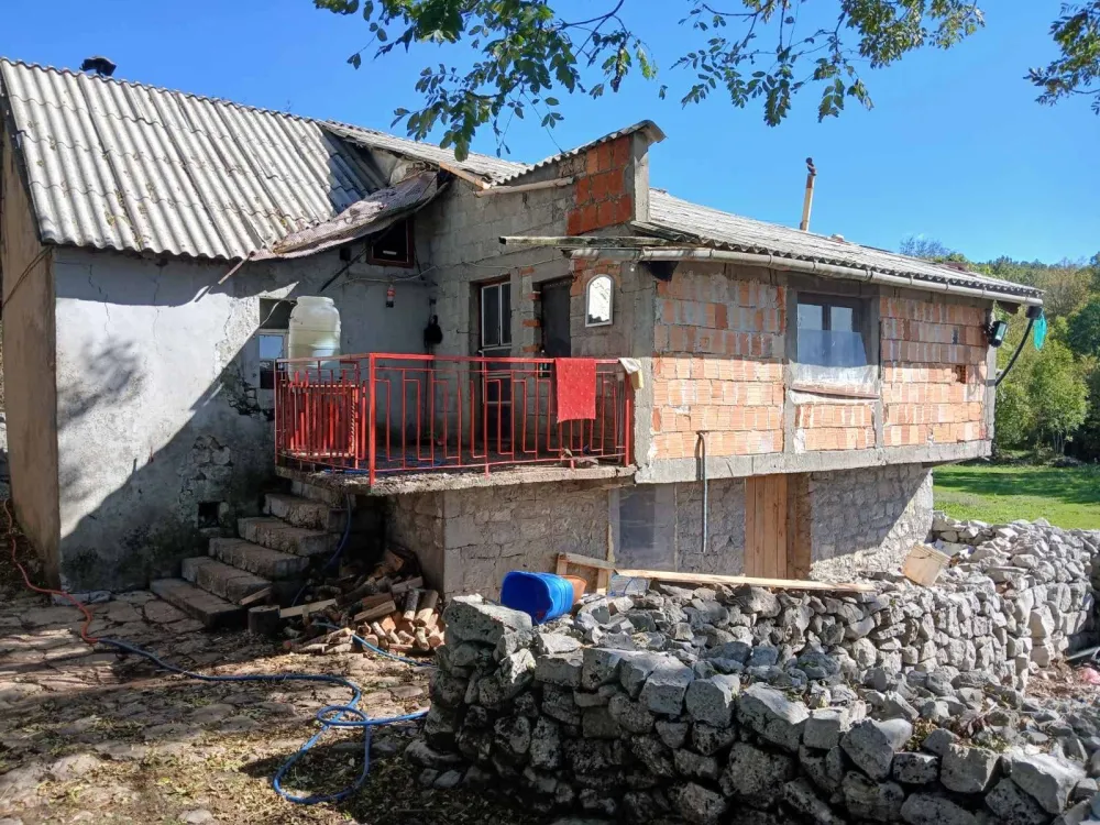 Tro&scaron;na kuća porodice Todorović