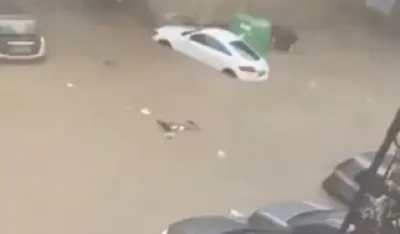 (VIDEO) Nevrijeme u Italiji: Poplavljeni putevi, saobraćaj u prekidu