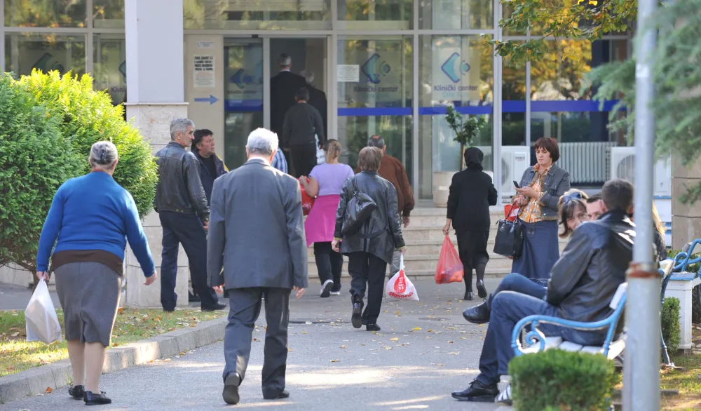 Klinicki centar glavni ulaz