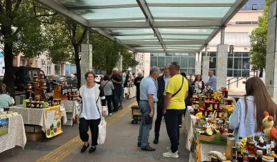 (VIDEO) Sajam pčelarstva u Podgorici: Med kao hrana i liјek