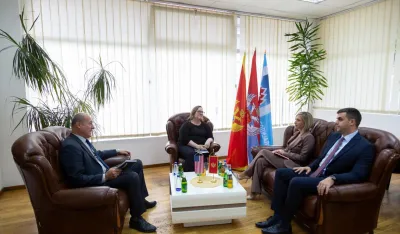 Slađana Kaluđerović i Bogdan Božović sa predstavnicima američke ambasade