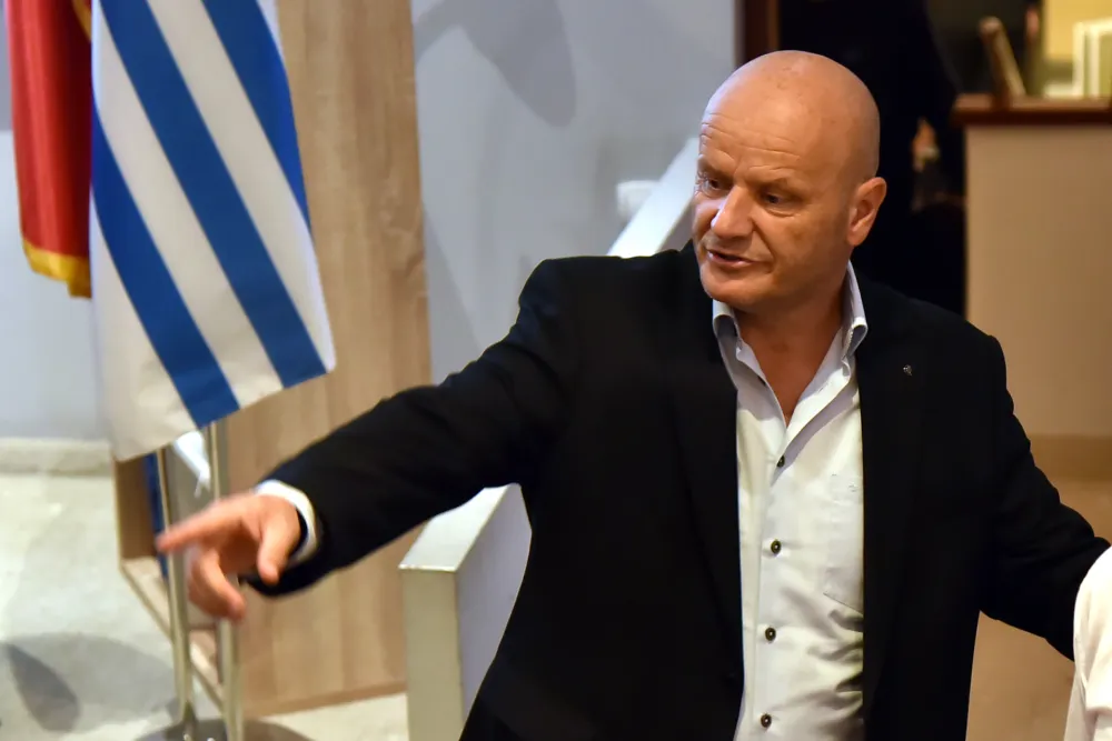 Mustafa Canka, promocija