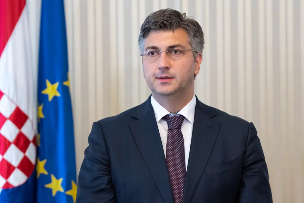 Plenković nakon gafa ohrabrio predsjednika HGI u Crnoj Gori: Dobro nam do&scaron;ao, govor je bio sjajan