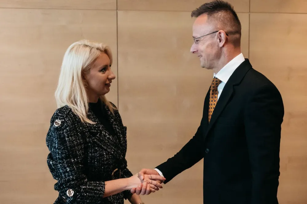 Maida Gorčević i Peter Sijarto