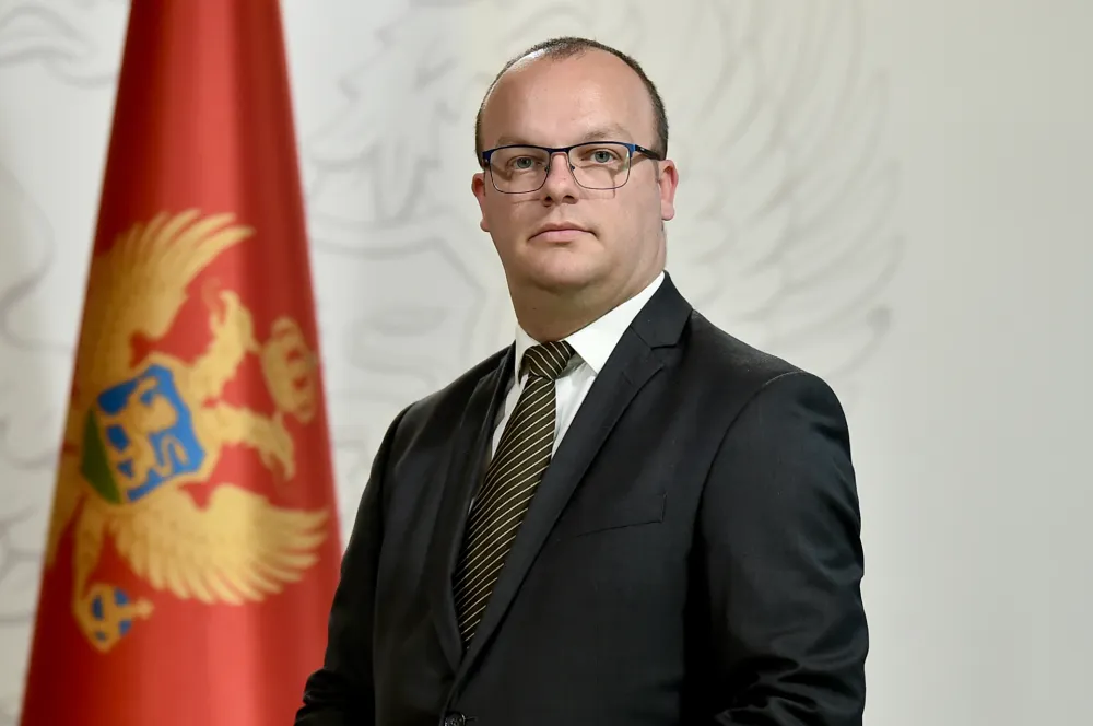 DAMJAN ĆULAFIĆ