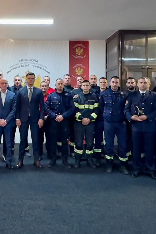 (FOTO) &Scaron;aranović: Spasioci reprezentativci Crne Gore u humanosti, nagrađeni sa po 500 eura
