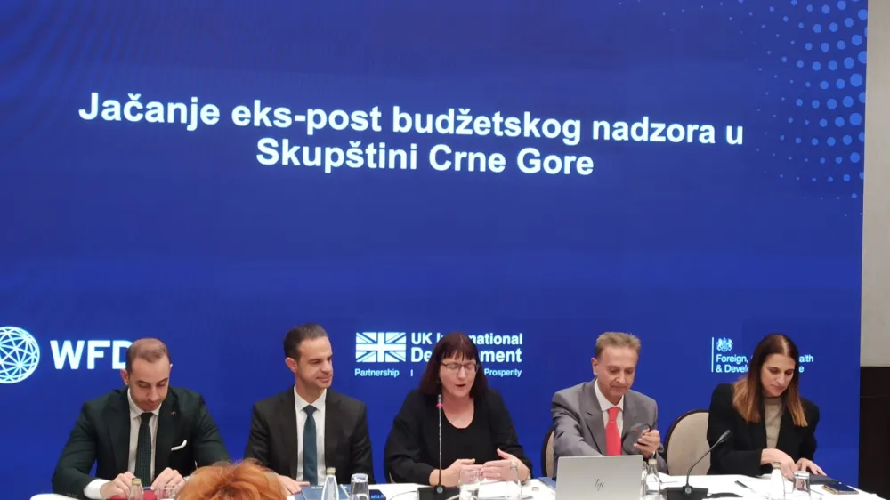 Vlada građanima uskraćuјe odgovore o tro&scaron;enju budžeta