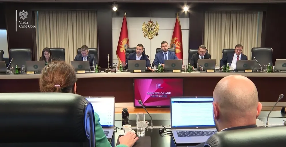 Sa sjednice Vlade