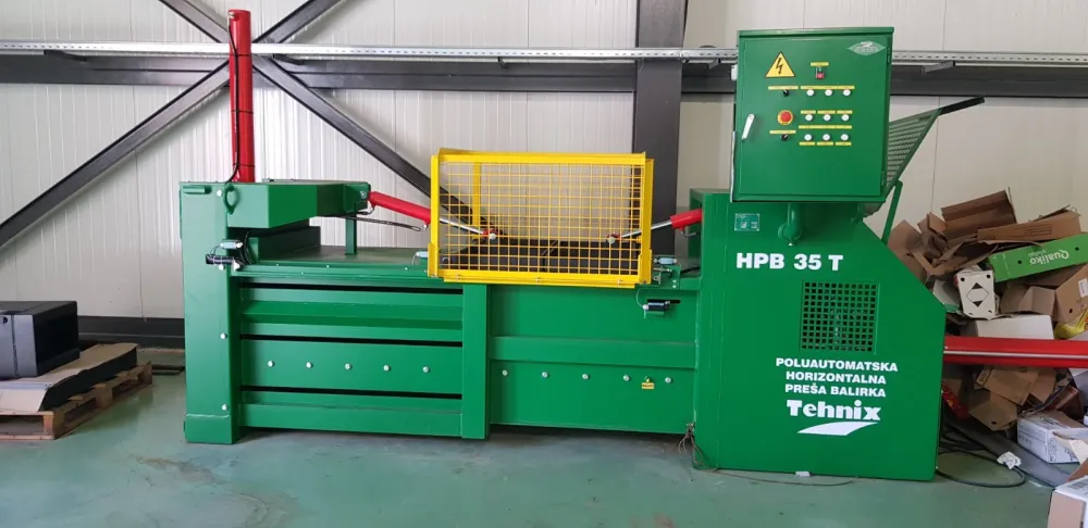 Mojkovac dobio 500 kanti za razvrstavanje reciklabilnog otpada i presu za baliranje otpada