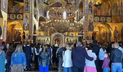 (FOTO/VIDEO) Liturgija u Sabornom hramu Hristovog Vaskrsenja povodom godi&scaron;njice smrti mitropolita Amfilohija