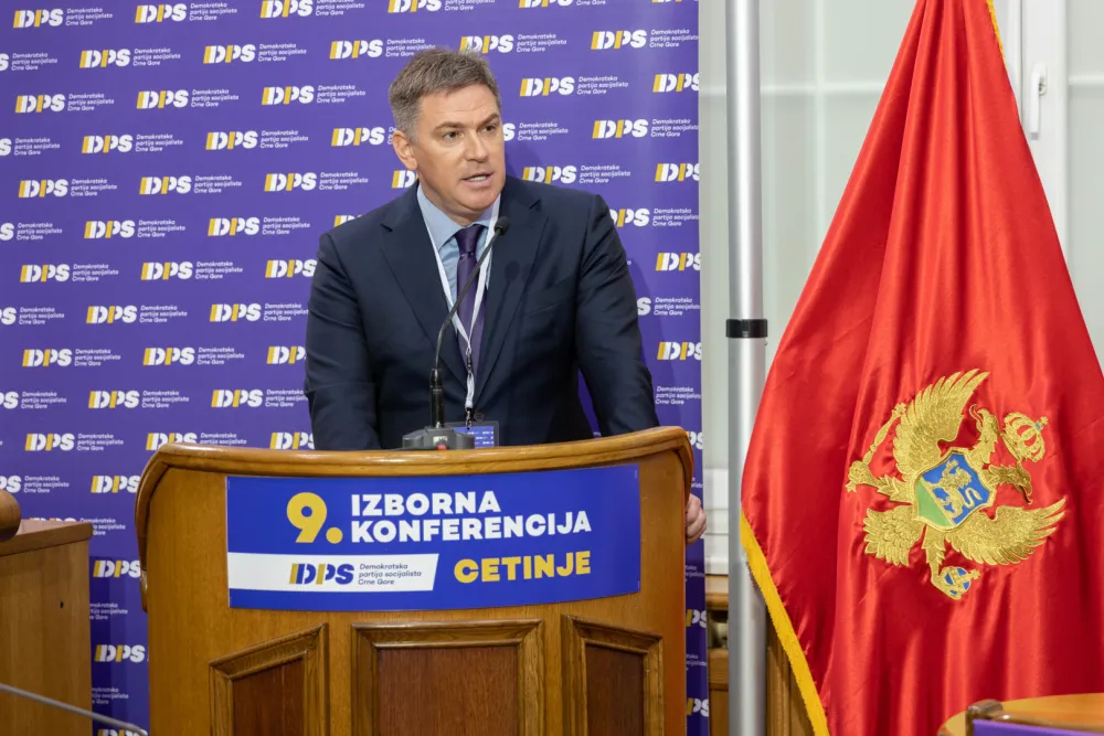 Huter: Pokrenućemo inicijativu da se Mandić proglasi personom non grada na Cetinju