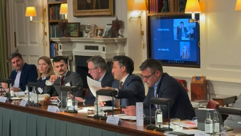 Abazović u Londonu: Region treba lidere koji donose te&scaron;ke odluke, nacionalizam poraziti saradnjom i pravdom