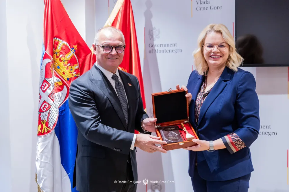 Vukićević-Vesić: Nova era u odnosima Crne Gore i Srbije
