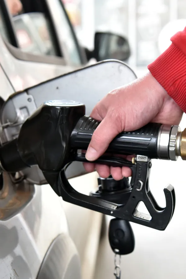 Od danas jeftinije sve vrste goriva