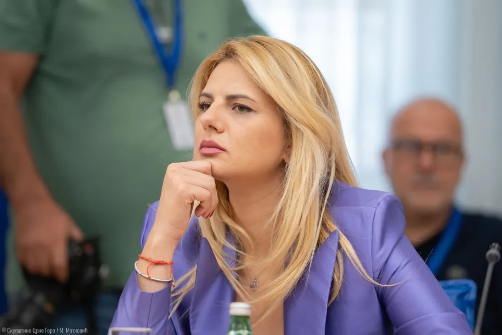 Јелена Недовић