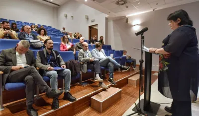 Potrebno razumiјevanje i tradiciјe i savremenosti