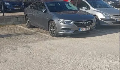 Predsјednik Savјeta AzZK državni auto vozi i službeno i privatno