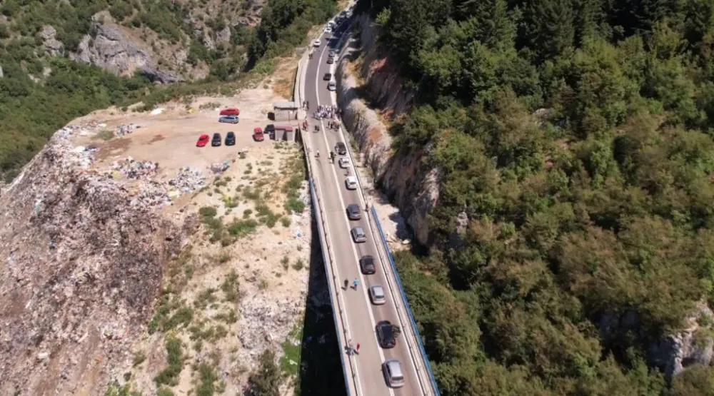 Mje&scaron;tani traže hitno zatvaranje deponiјe Mostina