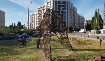 (VIDEO) Skulptura vajarke Lade Perović u lo&scaron;em stanju: Zarđala &bdquo;Ptica mira&rdquo;