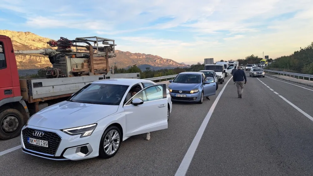 Blokada puta u Bogetićima