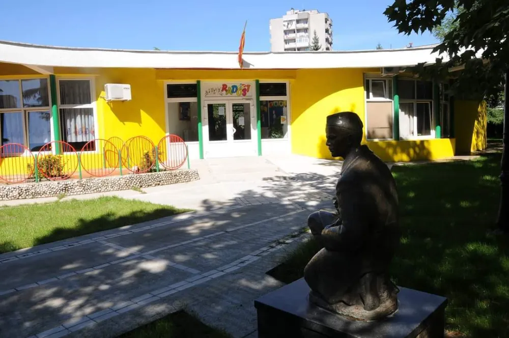 Nik&scaron;ić: Da li danas, u Crnoj Gori, postoji neko ko može da garantuje bezbjednost i sigurnost na&scaron;e djece tokom boravka u obrazovnim institucijama?