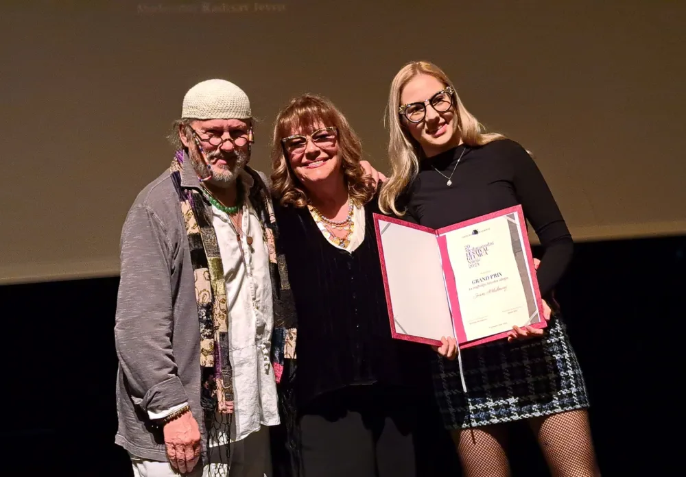 Zijah Sokolović, Vesna Čipčić i Jovana Miladinov