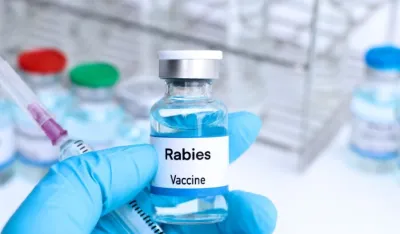 Dobila 13 miliona dolara od&scaron;tete &ndash; otpu&scaron;tena zbog neprimanja vakcine