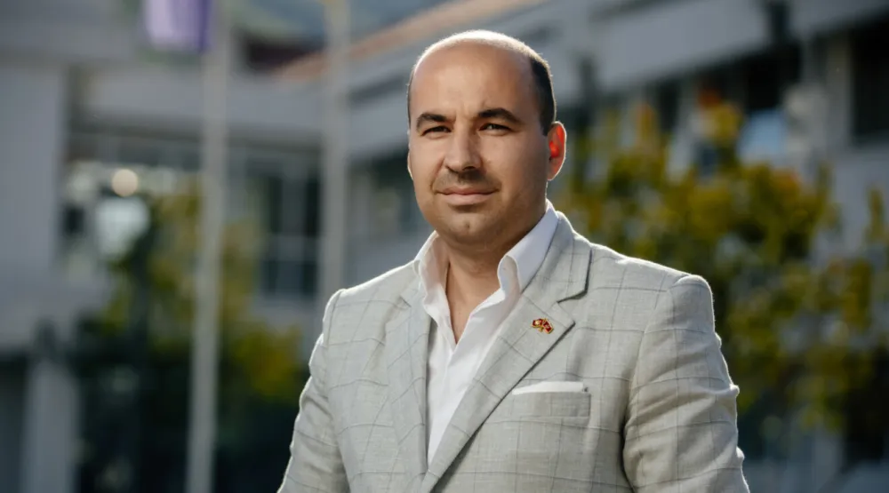 Rađenović: Građanska i slobodna Budva mora reći ne političkom cirkusu