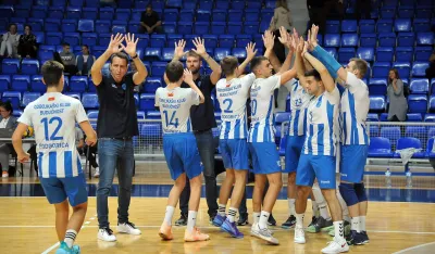 Ubjedljive pobjede favorita