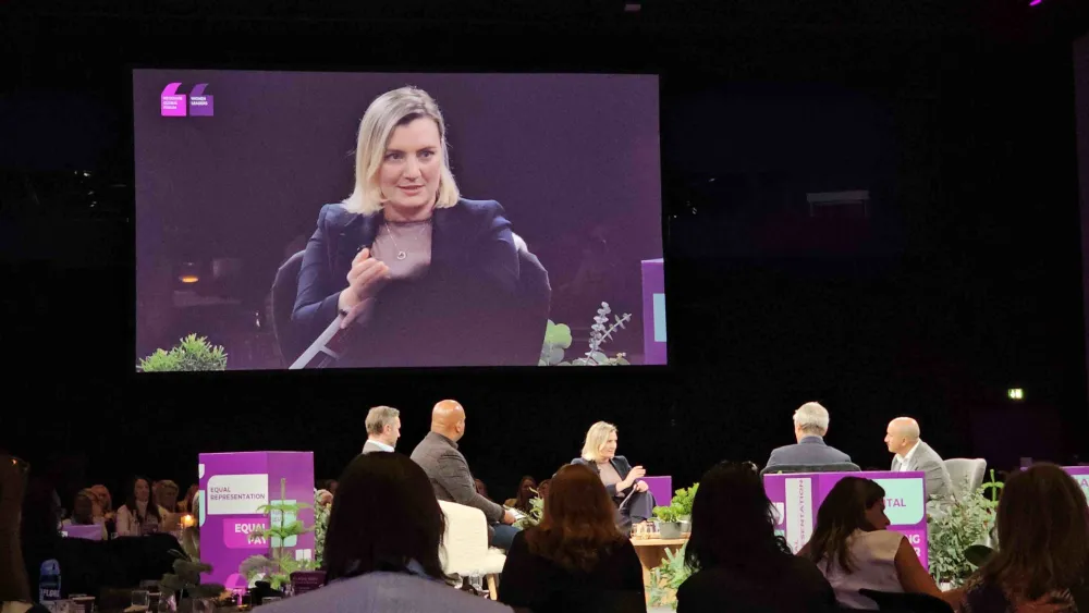 Drita Lola u Rejkijaviku