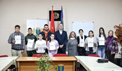 Op&scaron;tina Bar dodijelila nagrade na likovnom konkursu povodom Njego&scaron;evog dana