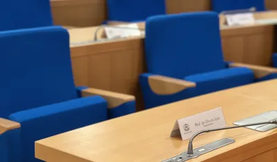 Novi odbornici iz uprave grada, ministri, poslanici