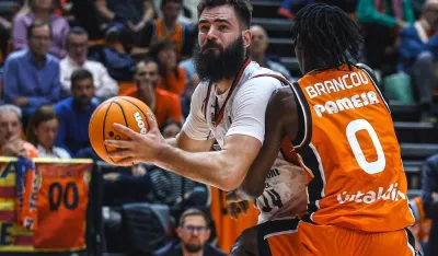 Dubljević na meču sa Valensijom