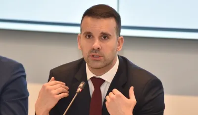 Milojko Spajić, predstavljanje budžeta za 2025, press