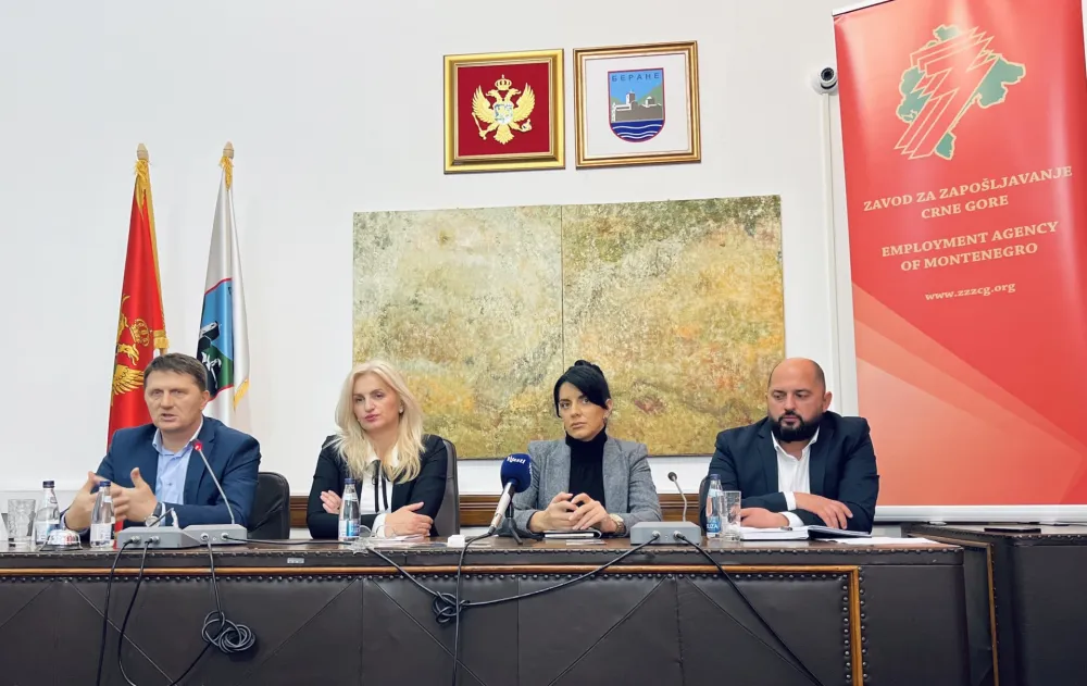 ZZZCG organizovao okrugli sto sa poslodavcima u Beranama