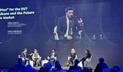 Abazović: Nema napretka za region bez rje&scaron;evanja pitanja Srbije i Kosova