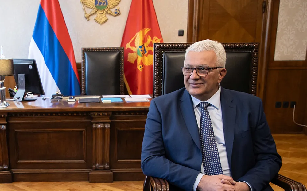 Sin Andrije Mandića zaposlen u filijali EPCG u Beogradu; Đukanović: Veoma je talentovan