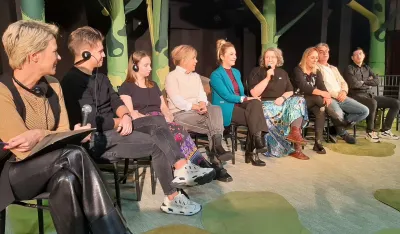 Multidimenzionalna slikovnica za dјecu i glumce