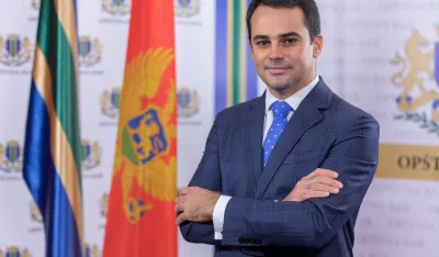 Raičević čestitao Dan op&scaron;tine: Bar postaje primjer održivog rasta i prosperiteta